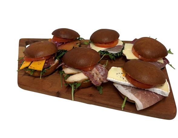 6 VALGFRI SLIDERS FOR 100,-